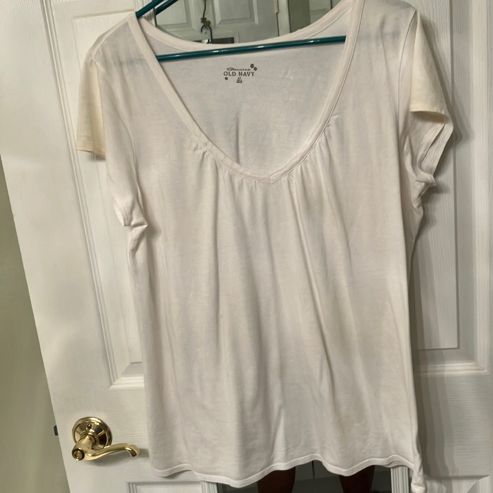 Old Navy White cap sleeve thin tee shirt